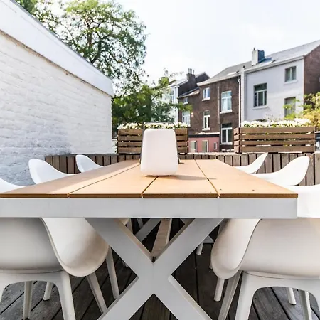 Guillemins Station Terrace Apartment *